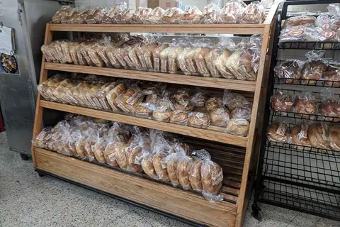 Q's Bakery photo 1